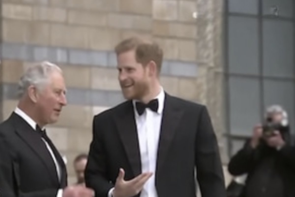 Lo strappo tra Harry e la “Firm” – come viene soprannominata la famiglia reale – risale a gennaio 2020, quando i duchi di Sussex decisero 